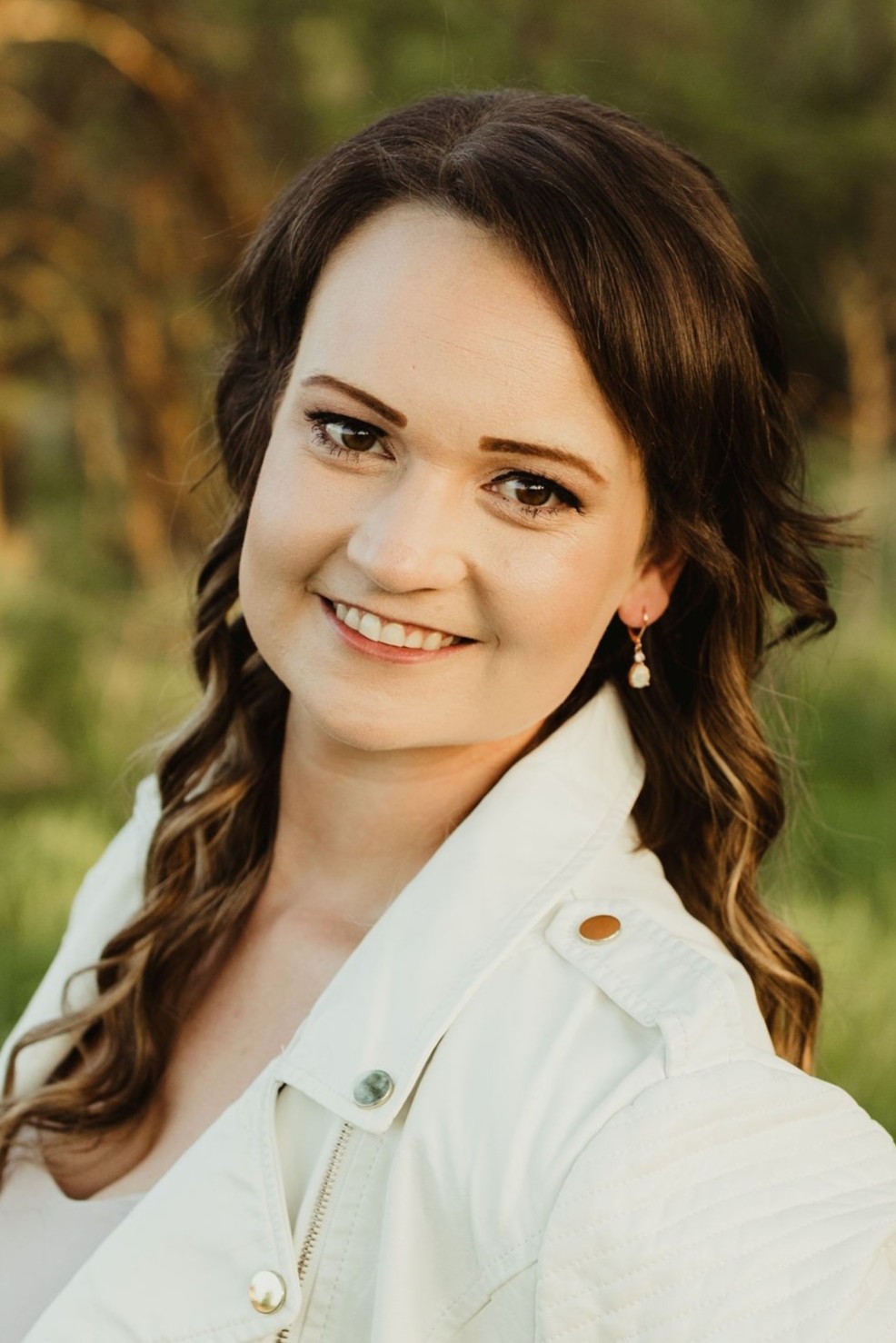 Madelyn Headshot